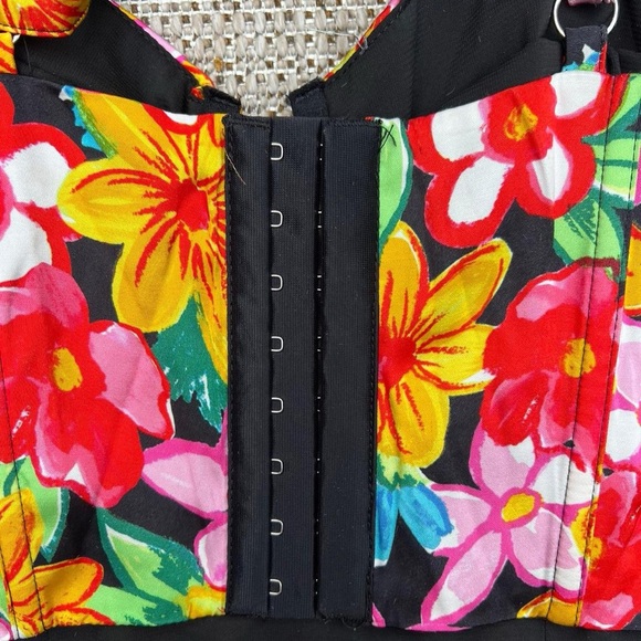 Floral Multicolor Women's Top - Picture 4 of 5